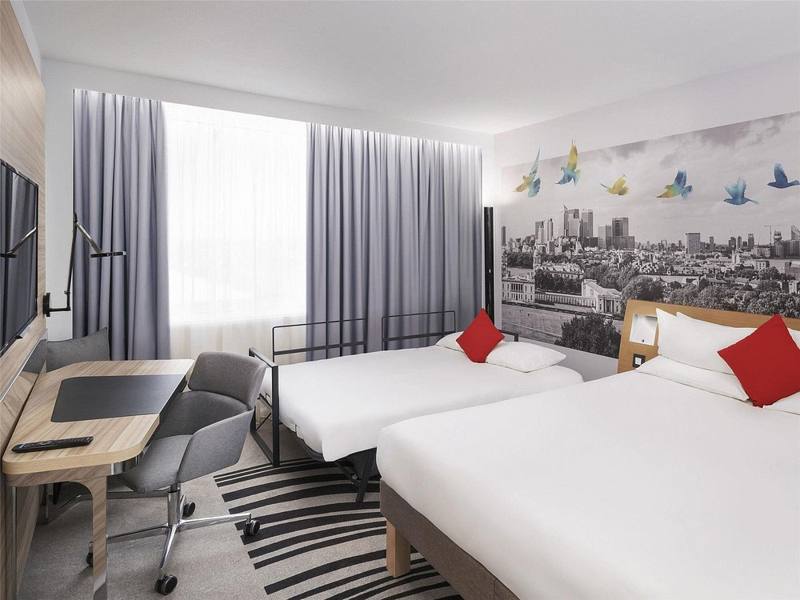 International business hotel twin room